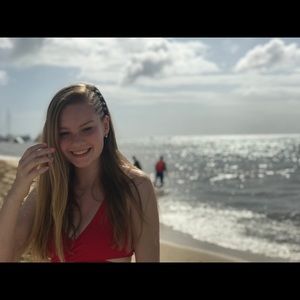 Meet your Posher, Kaylie